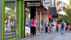 zona-comercial-gente-10jpg