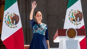 BC-popularidad-de-sheinbaum-supera-la-de-amlo-y-alimenta-optimismo-economico-Kf