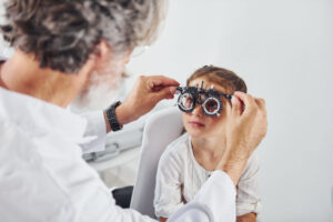 Oftalmologia-pediatrica-abril-1024x683
