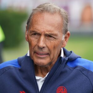 Zm7vcdx0b_600x600__1