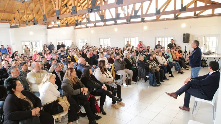 figueroa-y-llancafilo-2jpeg