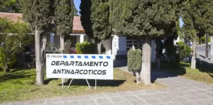 md