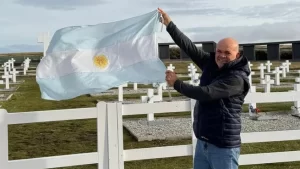 aldo-leiva-cementerio-darwinjpg