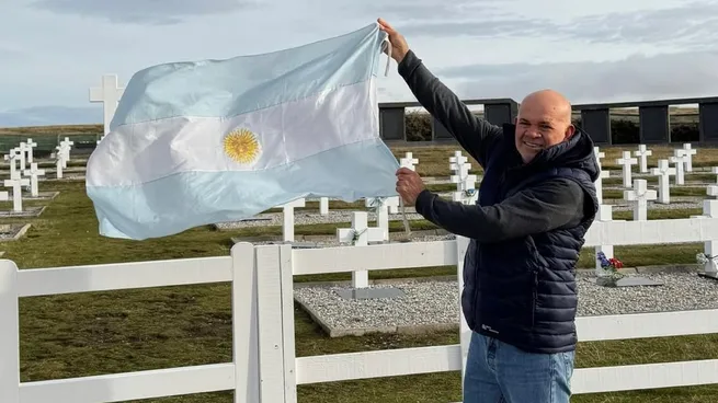 aldo-leiva-cementerio-darwinjpg