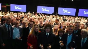 javier-milei-ministros-la-plata-llajpg