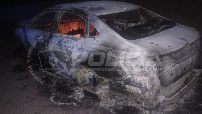 policia-robo-incendio-plottier