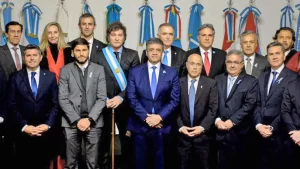 030825mileigobernadorespactomayoafpg-2073319