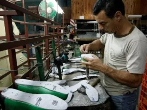 industriales-pymes-reclaman-medidas-reactivar-el-sector