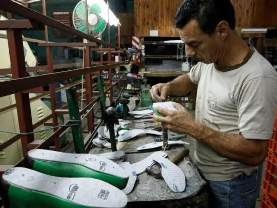 industriales-pymes-reclaman-medidas-reactivar-el-sector