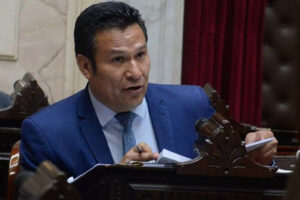 llancafilo-la-camara-diputadosjpg-696x465