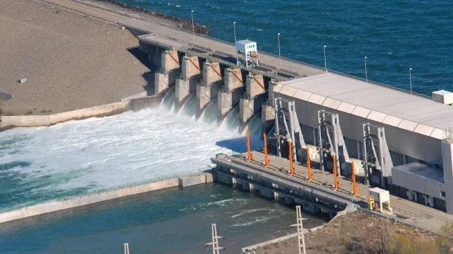 represa-el-chocon-arroyitojpg