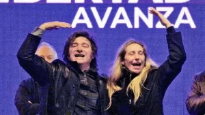 070925mileikarinamorenocedocg-2094591