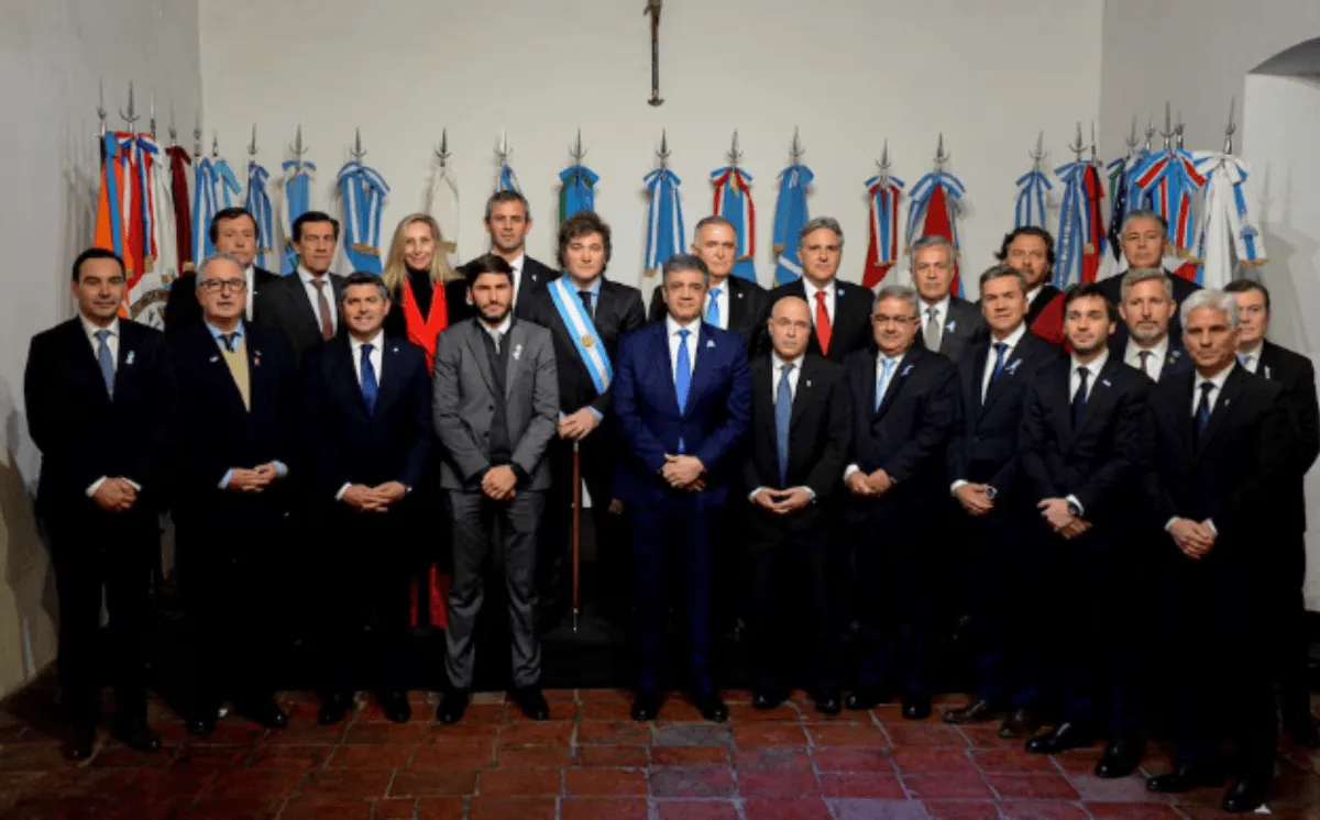 javier_milei_en_el_encuentro_con_gobernadores_por_el_pacto_de_mayo.png_1351230197