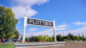 plottier-cartel-1jpg