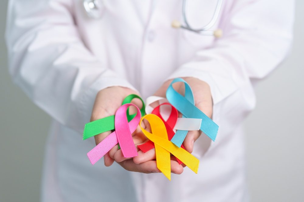 lazos_dia_contra_el_cancer