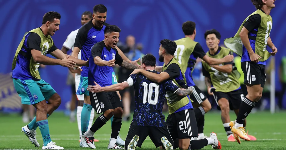 festejo-seleccion-aragentina-messi
