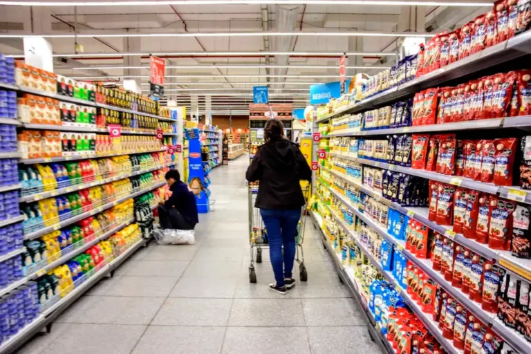 neuquen-consumo-supermercados-3-foto-ceci-maletti